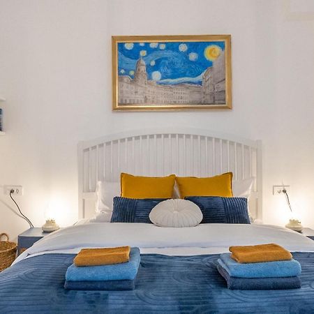 Starry Night Studio Apartment Fiume Esterno foto