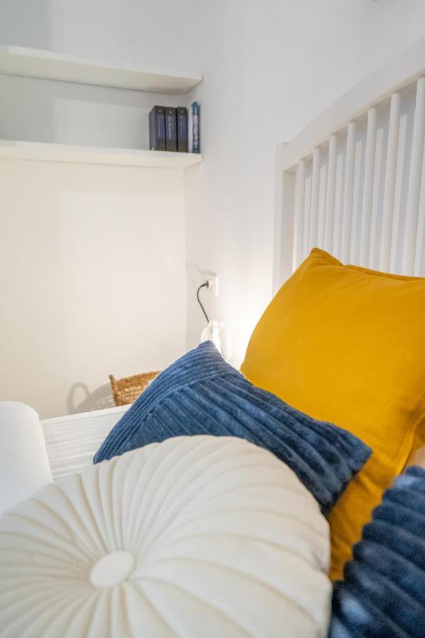 Starry Night Studio Apartment Fiume Esterno foto